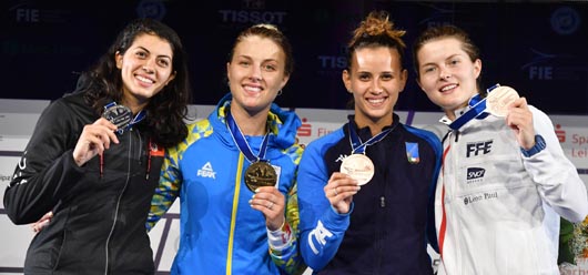 Утретє чемпіонка світу: Харлан тріумфально повернулась на фехтувальну доріжку