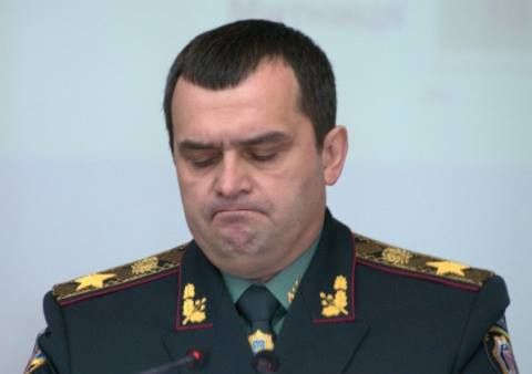 Справу щодо екс-глави МВС Захарченка зможуть розслідувати заочно
