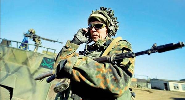 Генштаб ЗСУ визначається чи дозволяти мобілки на передовій