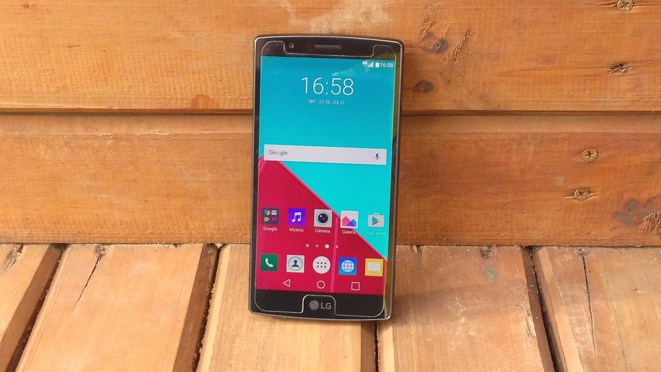 Кабмін розпочав продаж ліцензій для запуску 4G-зв'язку