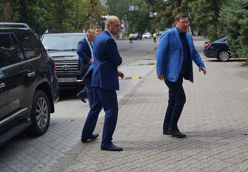 У Швейцарії арештували півтонни золота Януковича