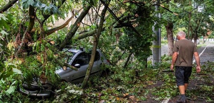 До України наближається потужний ураган з Румунії
