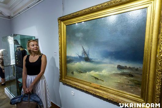 У Київській картинній галереї показують роботи Івана Айвазовського