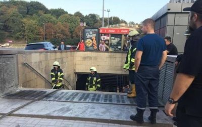 У Києві на Хрещатику загорівся підземний перехід