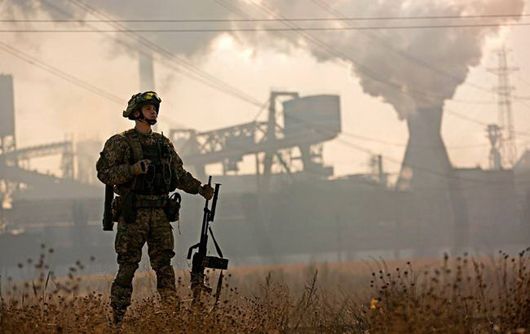 Вже не АТО, але ще не війна: як Порошенко пропонує реінтегрувати Донбас
