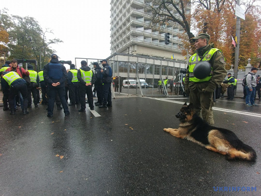 Чи гряде ще одна «революція»: як в Україні мітингували на підтримку «Великої політичної реформи»