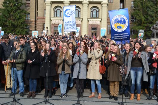 Студенти Харківського університету імені В. Каразіна заспівали «Молитву за Україну» на рекорд