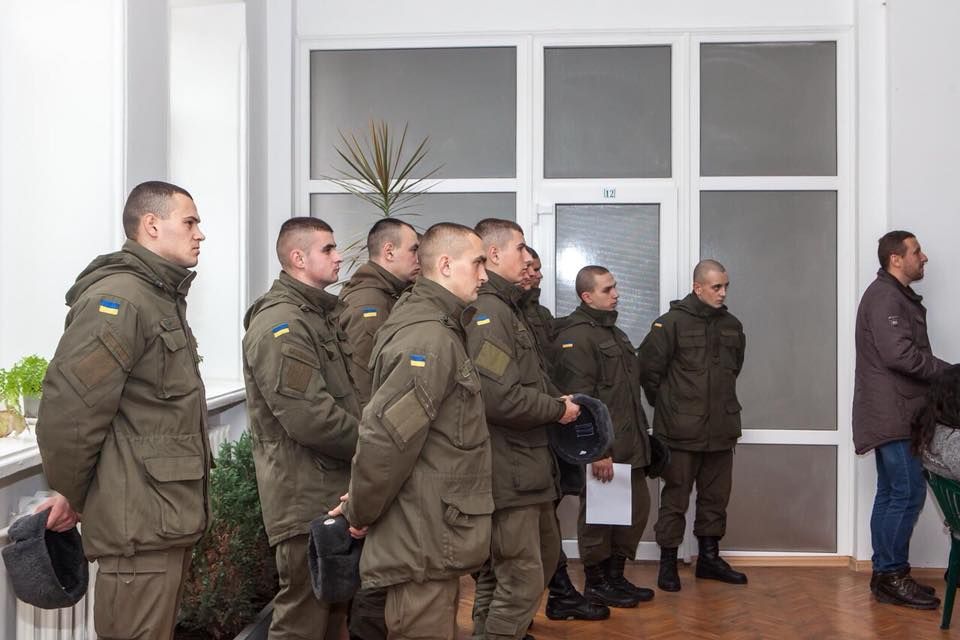 У Тернополі бійці Нацгвардії вийшли із зали під час виступу вдови на презентації проекту «Якби не війна»