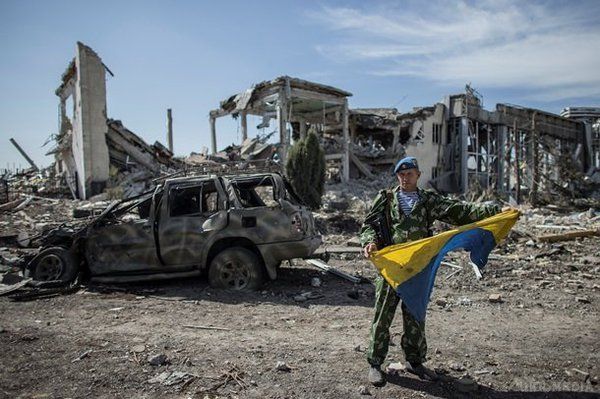 Із території Росії запускали ракети Точка-У по захисникам Луганського аеропорту
