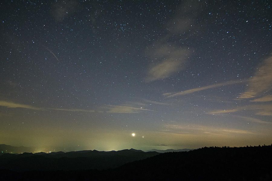 Українці на світанку зможуть побачити незвичне космічне явище
