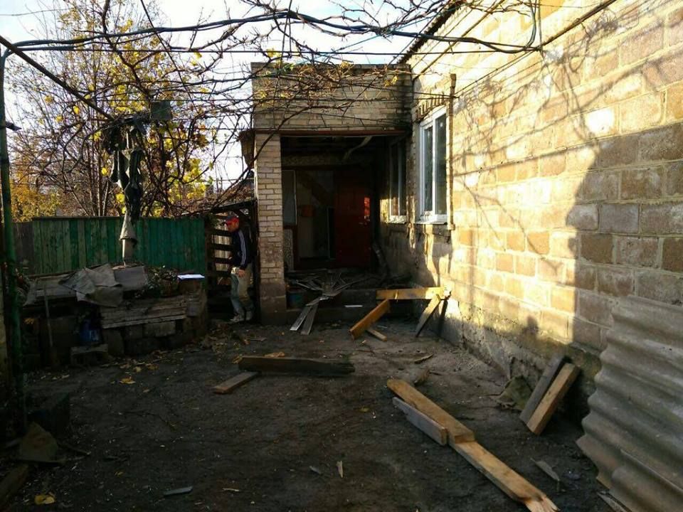 Житлові квартали Мар’їнки потрапили під обстріл із мінометів