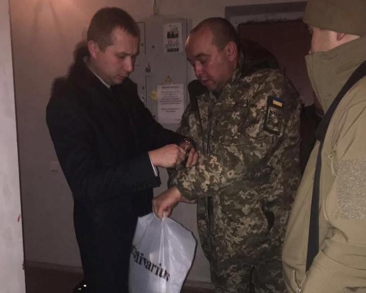 У Харкові затримали ректора-генерала за розтрату 2,4 мільйона на паливо