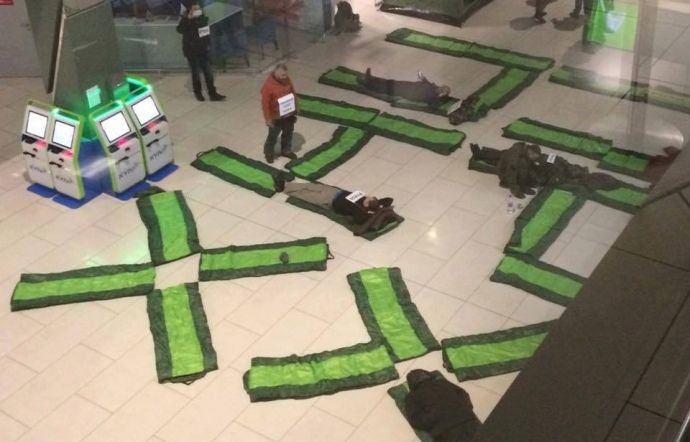 У Жулянах протестують через видворення соратників Саакашвілі (фото)