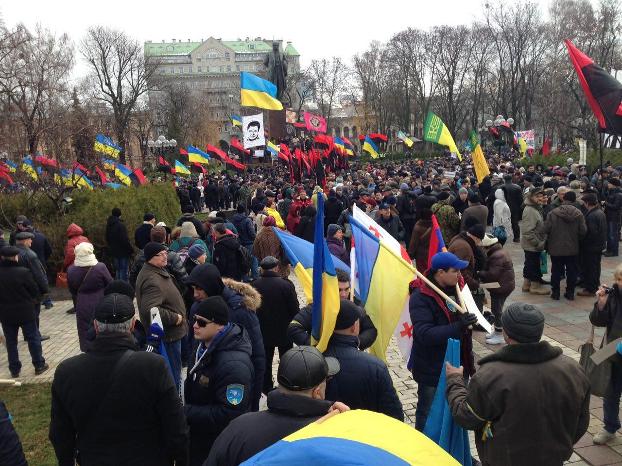 Михеїл Саакашвілі зібрав три тисячі людей на марш за імпічмент (фото, відео)