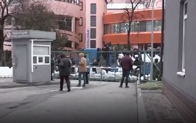 Поліція не зафіксувала порушень при блокуванні телеканалу NewsOne