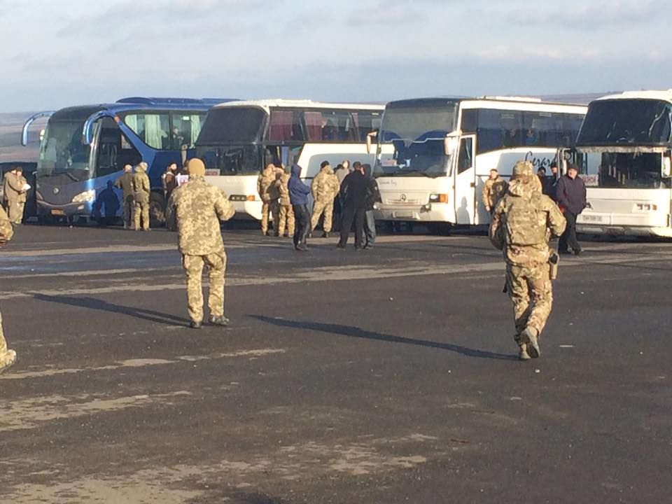 Поблизу Горлівки відбувся обмін заручниками: всі подробиці