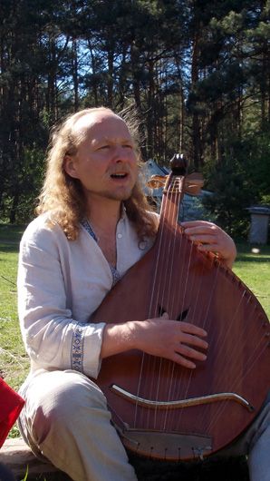 Відомий бандурист Тарас Силенко: Пісня — ліки для душі народу