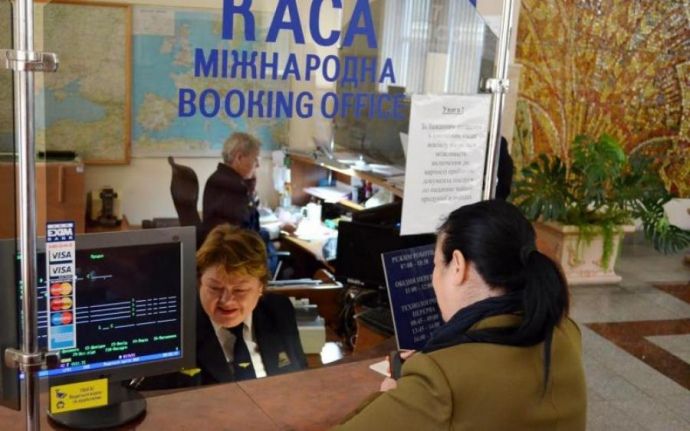 Укрзалізниця відкриває додаткові міжнародні каси через збільшення попиту