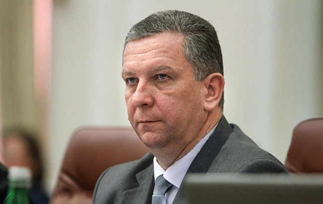 Міністр Рева спростував чутки про тяжке захворювання на пневмонію