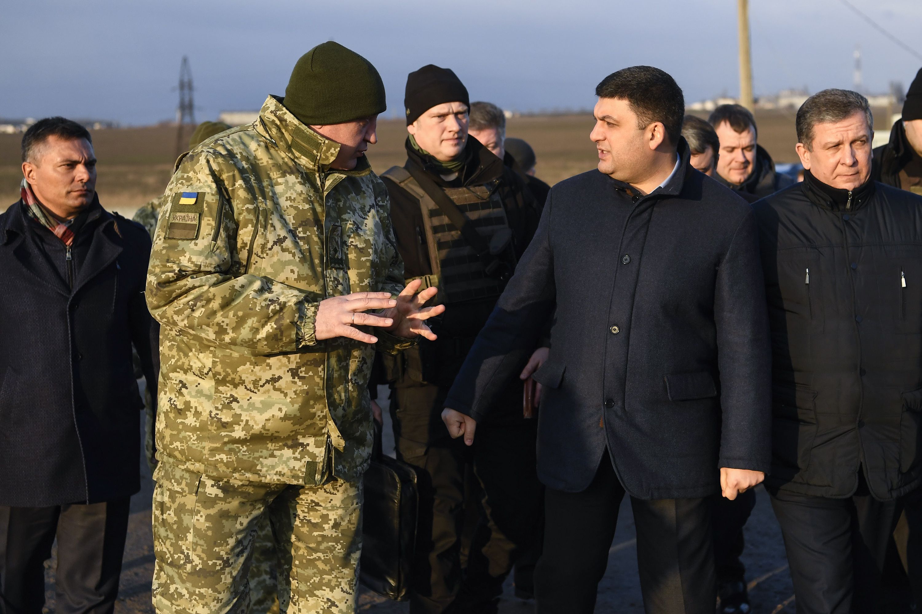Гройсман готовий прийняти від Путіна Крим разом з флотом