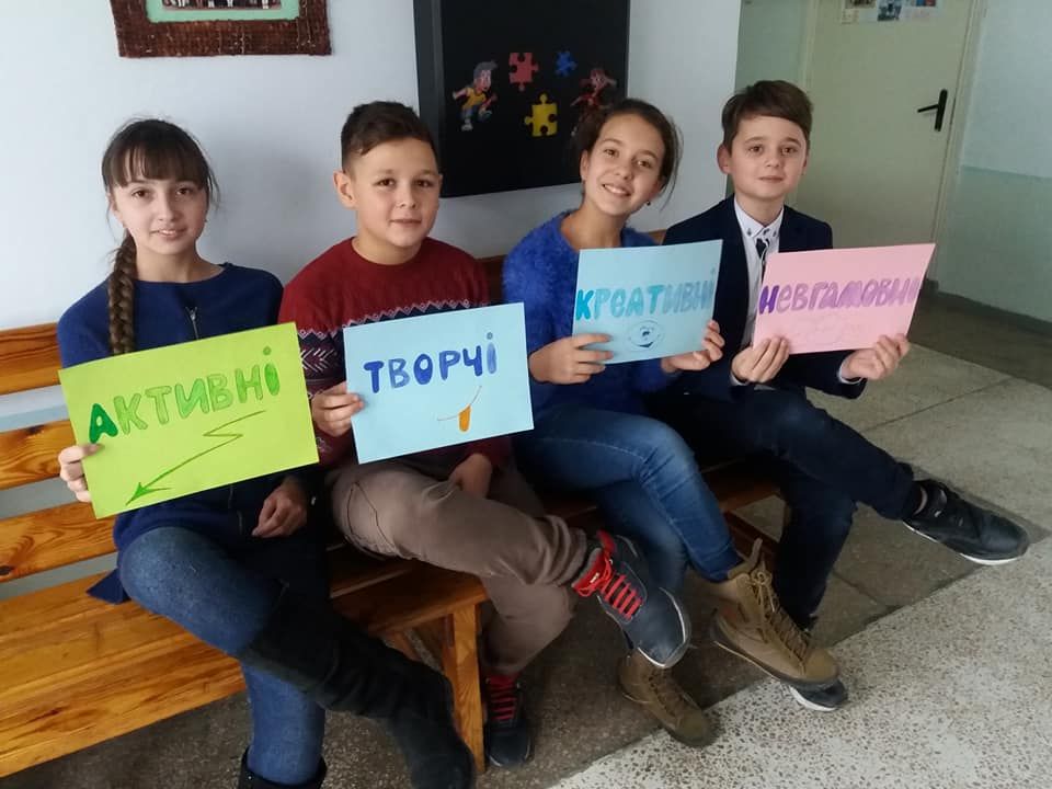 У Хмельницькому школярі ЗОШ № 13 хочуть створити коворкінг для творчості (відео)