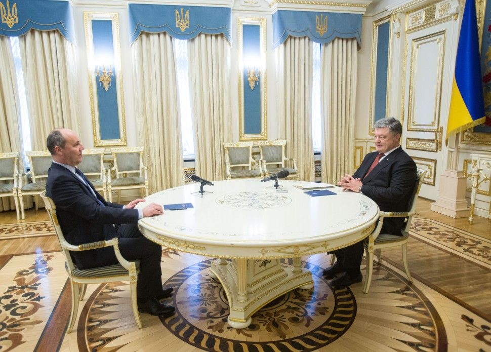 Порошенко звільнив старих і запропонував нових членів ЦВК