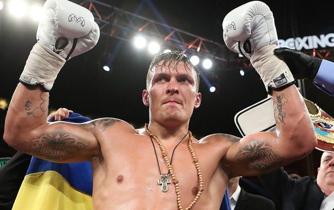 Усик переміг Брієдіса у бою за титул чемпіона світу WBC і WBO