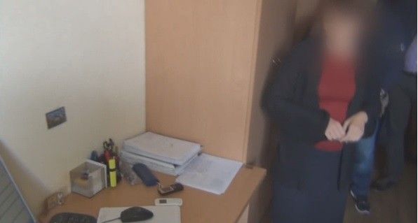Зрадниця із Нацгвардії шифрувала повідомлення для куратора із Москви за допомогою «Молитвослову»