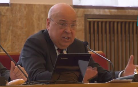 Гройсман закликав Москаля вибачитися перед Супрун