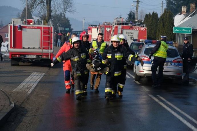 Під Перемишлем автобус з українцями в'їхав у вантажівку, двоє загиблих