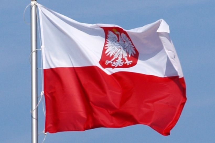 Андрію Дещиці у Варшаві вручили ноту протесту через спалення прапору Польщі в Києві