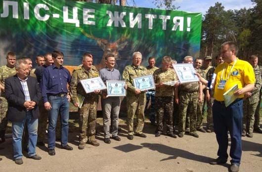 На Львівщині висадили найдовшу в Україні липову алею
