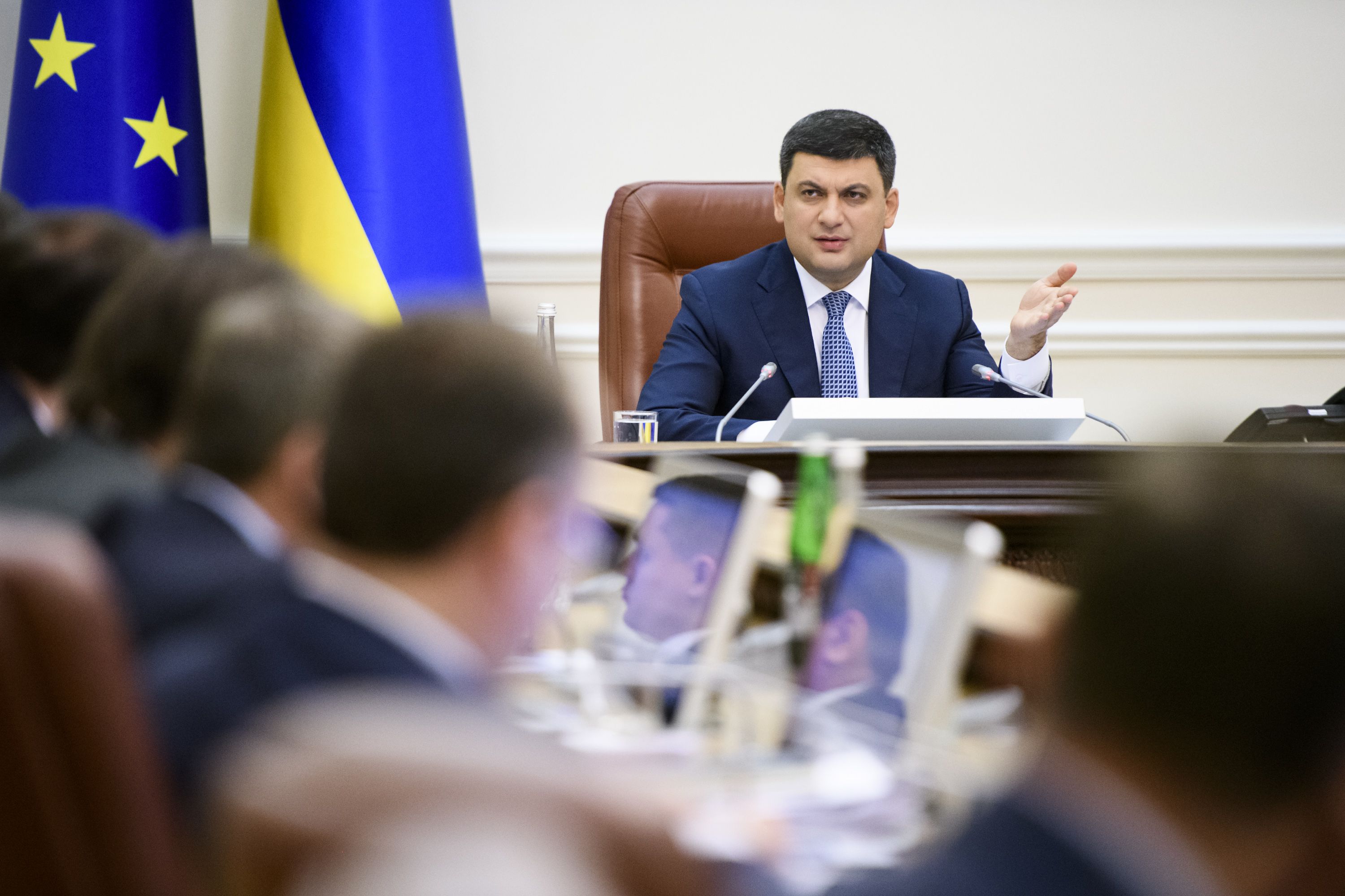 Гройсман порадив керівникам Укрзалізниці їздити нічними потягами для оцінки сервісу