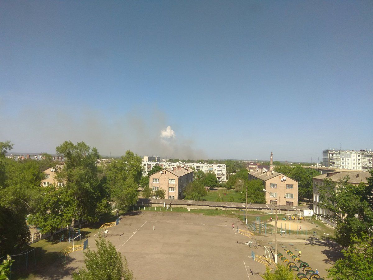 У Балаклії знову горить арсенал і вибухають боєприпаси