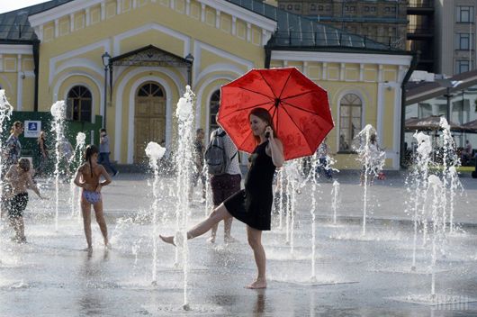 Погода продовжує бити рекорди: до кінця тижня в Україні пануватиме плюс 30
