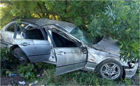 У Запоріжжі гонщик на смерть збив на тротуарі жінку з дитиною (відео)