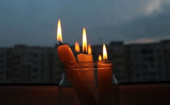 Киян лякають відключенням світла слідом за відсутністю гарячої води