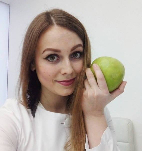 Дієтолог Катерина Толстікова порадила десерти та часник для стрункої фігури