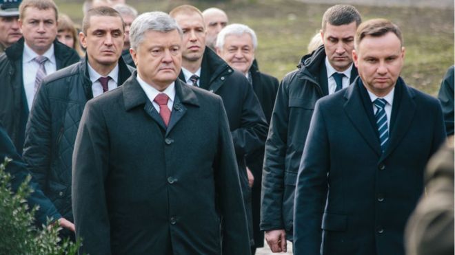 Етнічна чистка і ганьба: президети Польщі й України розійшлися в трактуванні Волинської трагедії (фото)