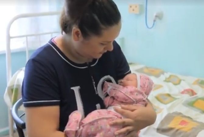 І Юля, і маленька Варя відчувають себе добре і вже вирушили додому. Фото kp.ua