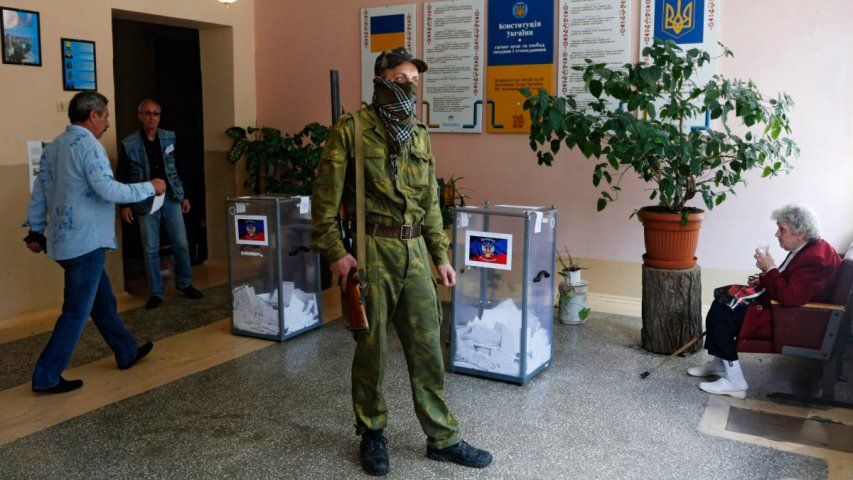 Українська сторона на переговорах у Мінську відкинула ідею референдуму Путіна-Трампа на Донбасі