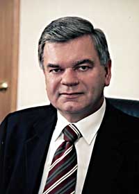 Не модно вчитись «на когось»