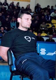 В'ячеслав Олійник: Я не чийсь особистий гладіатор і не собака, щоб по команді виходити на додаткову сутичку