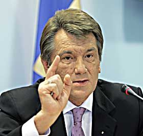 Віктор Ющенко: Вимагаю від уряду чіткого дотримання законів і меморандумів