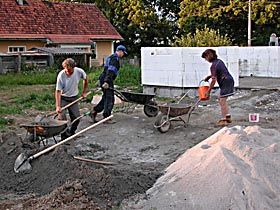 Працювати за кордоном і не боятися