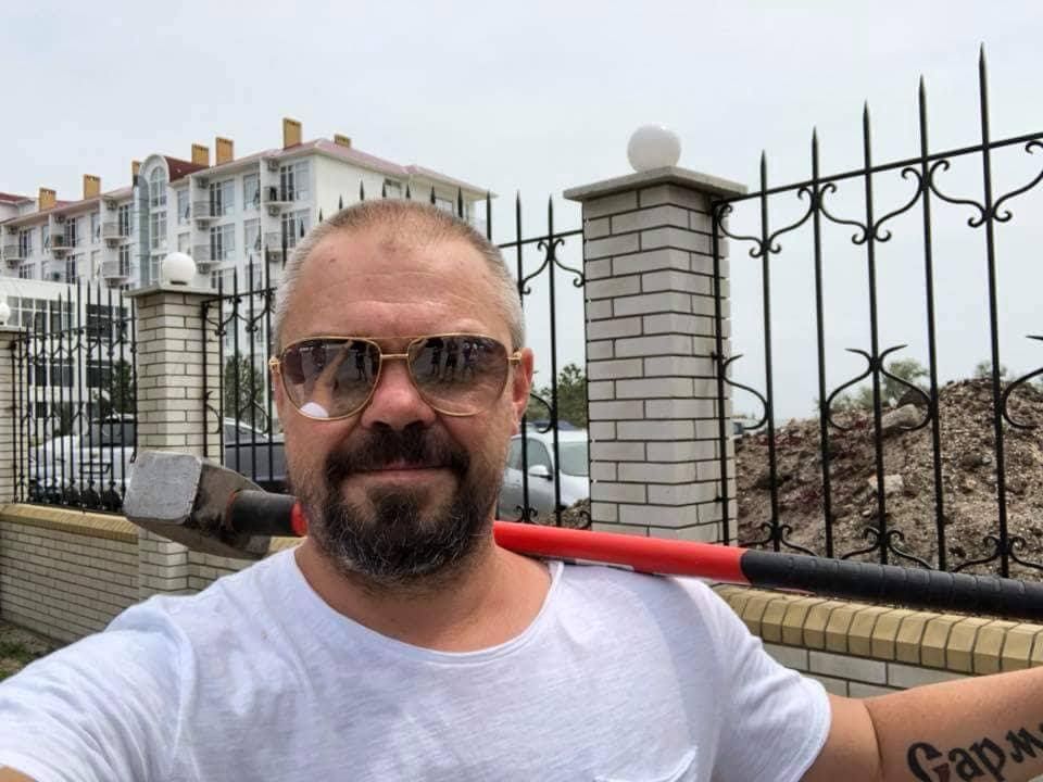 У Бердянську застрелили екс-бійця «Донбасу» Віталія Олешка, відомого під позивним Сармат