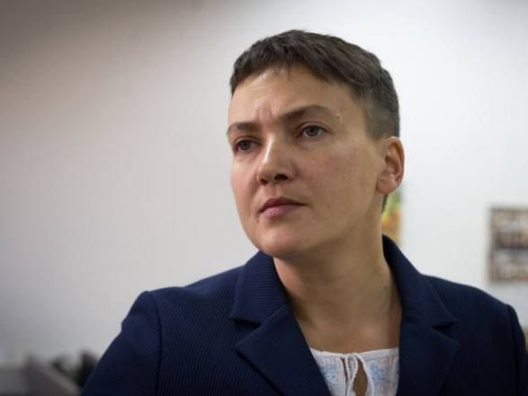 Надія Савченко вимагає стягнути 1 гривню з прокурора за порівняння її з армійцями Росії