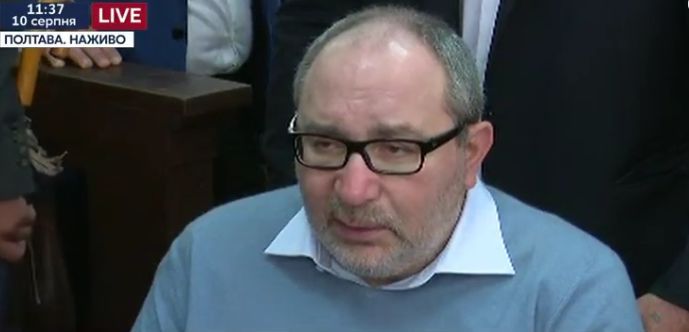 Суд через неявку прокурорів закрив справу Геннадія Кернеса щодо катування людей