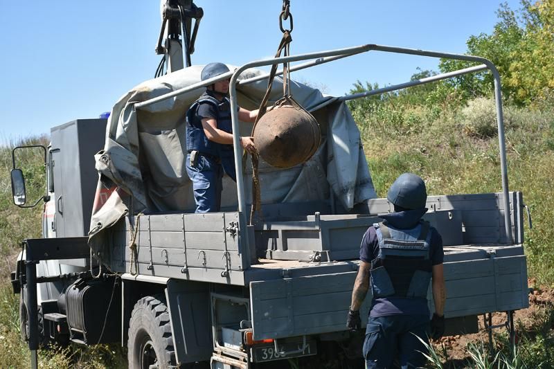 На Дніпропетровщині підірвали 500-кілограмову бомбу часів Другої Світової війни