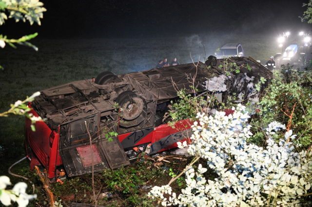 У Польщі перекинувся автобус з туристами із Львова: є загиблі